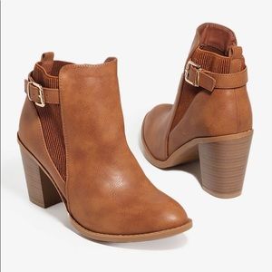 A’gaci Brown Booties